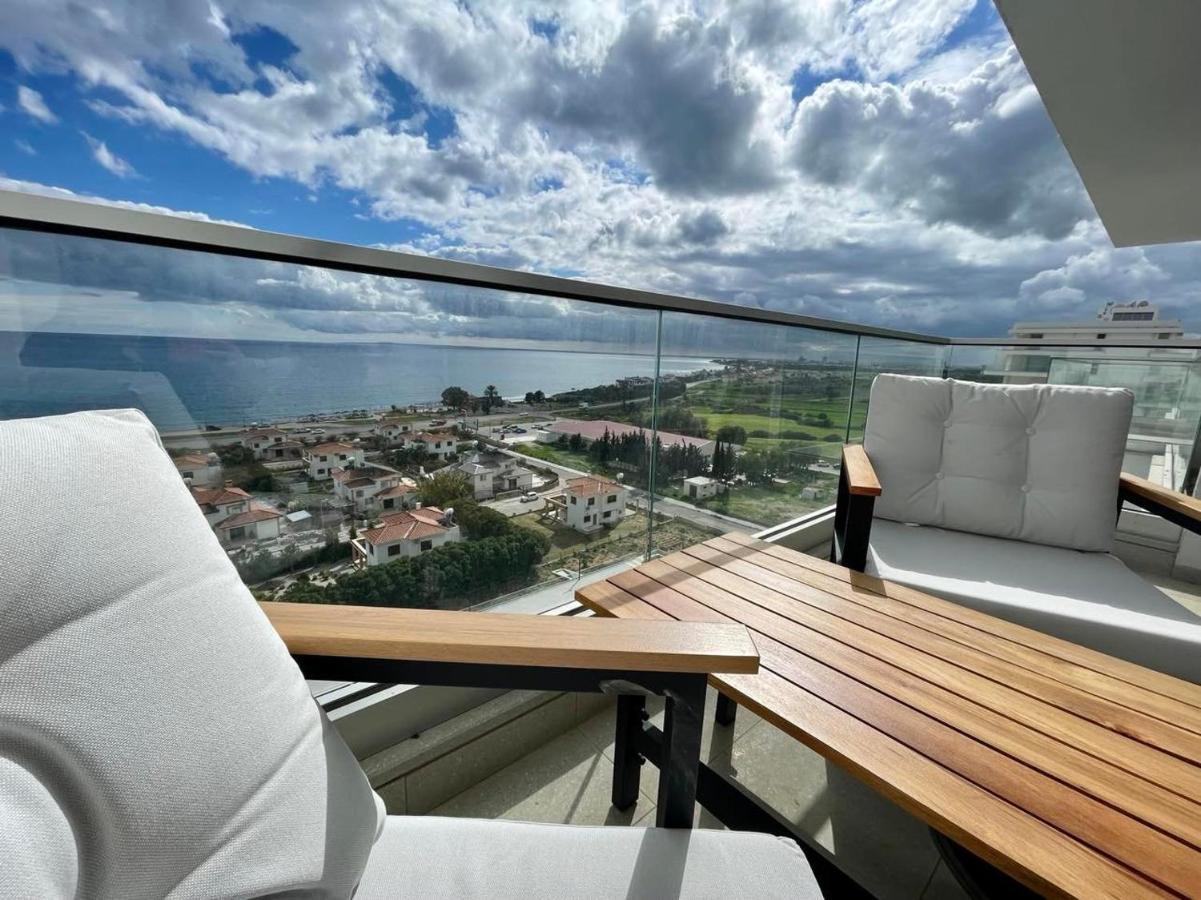 Sea View Suites By The Coast Famagusta  Exterior foto